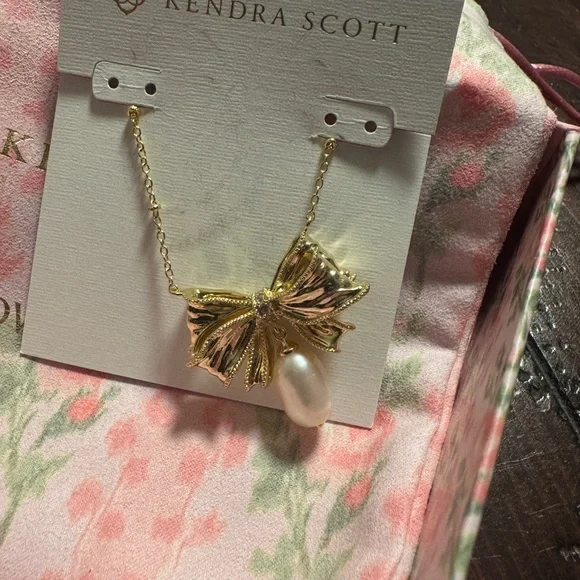 Kendra Scott Love Shack Fancy Gold Bow Necklace with Pearl - Picture 2 of 5